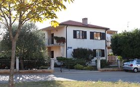 Apartments With A Parking Space Umag - 7057