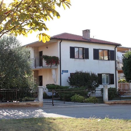 Apartments With A Parking Space Umag - 7057 Esterno foto