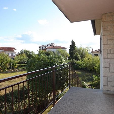 Apartments With A Parking Space Umag - 7057 Esterno foto