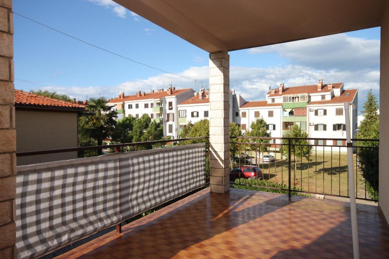 Apartments With A Parking Space Umag - 7057 Esterno foto